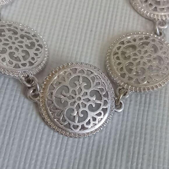Silver Tone & Gold Filigree Circle Cutout Charms Adjustable Lightweight Bracelet - Picture 4 of 11